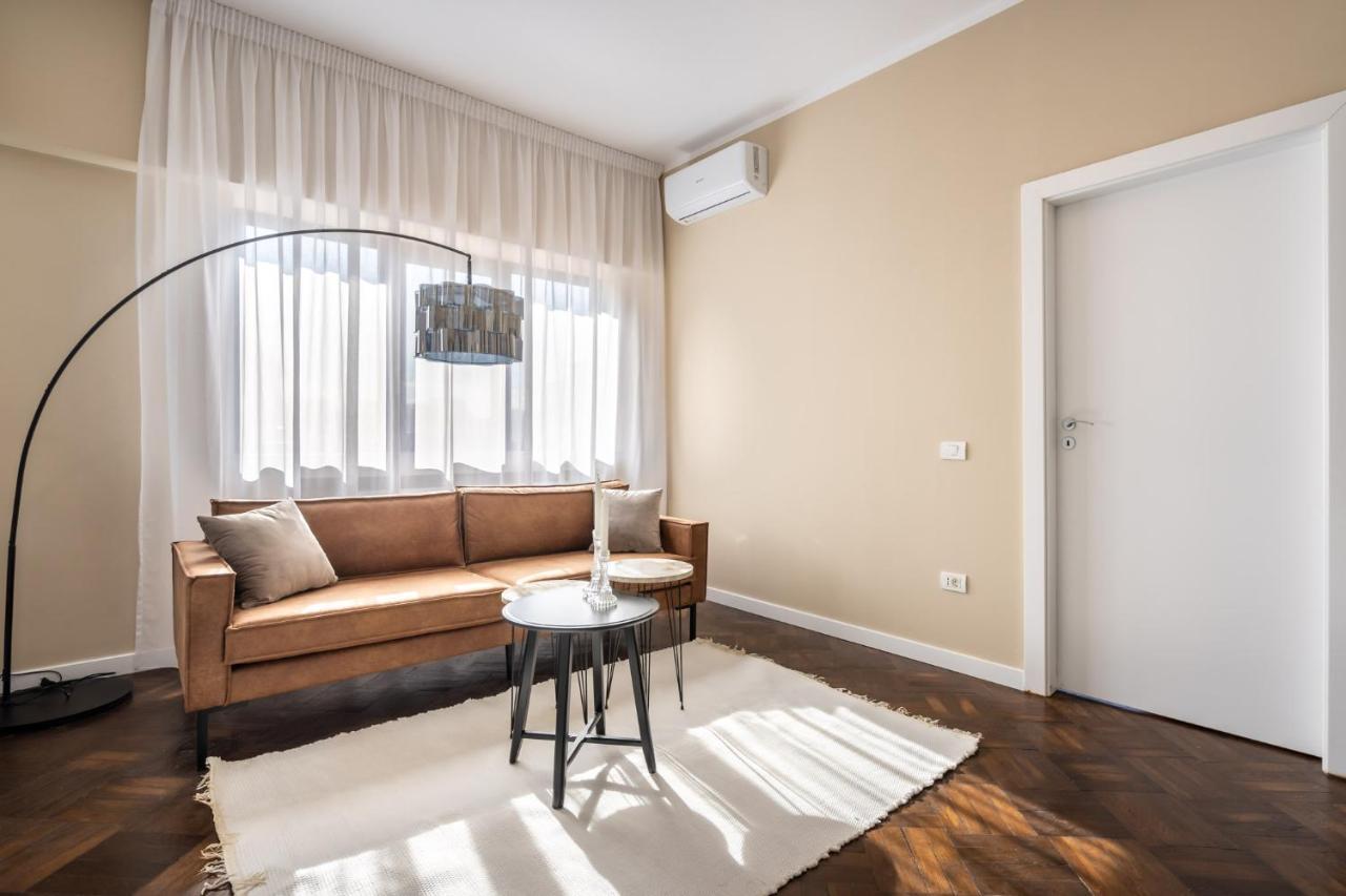 Elegant Two Bedrooms Apartment Bukarest Exterior foto